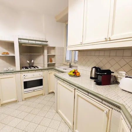 Domus Equizia Apt - Colosseum Apartment