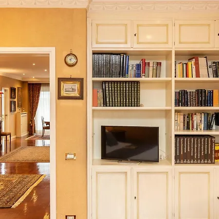 Aurelia Montana Luxury By In Apartment Rome