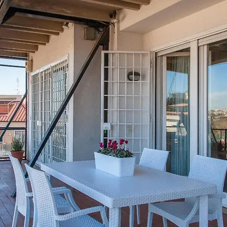 Aurelia Montana Luxury By In * Rome
