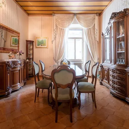 La Casa Di Stoffa * Rome