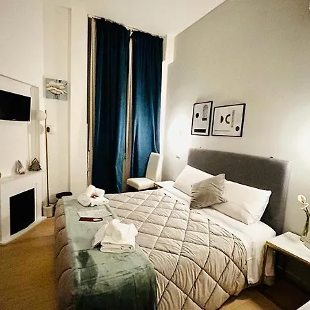 Ad Cavour Luxury - By Ad * Rome