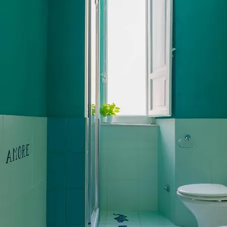 Tarshito Gallery House Rome