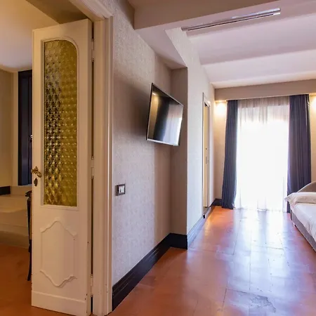 Unica Aparthotel