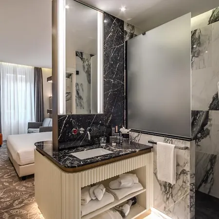 호텔 Cc Palace 4*