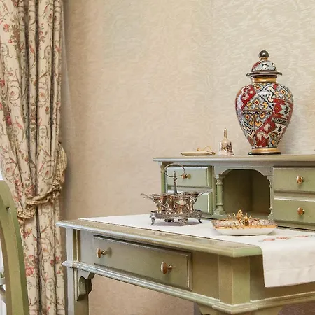 Aurelia Montana Luxury By In Rome