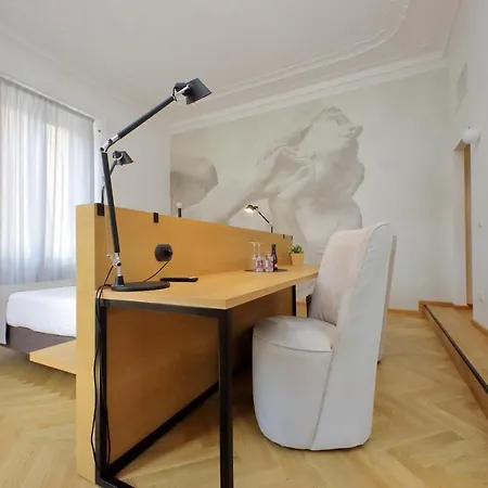 Youroom Abruzzi Guest house 3*