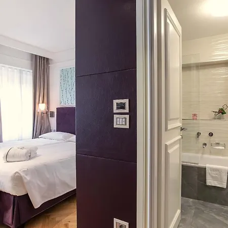 Hotel Damaso 3*