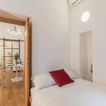 Appartamento The Best Rent - Cozy Two-bedroom In Via Dei Condotti