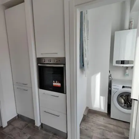Appartement White & Wood House In *