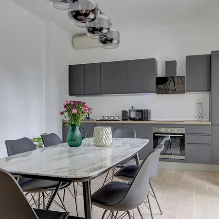 Casa Di Claudia Apartment *