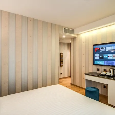 Cc Palace 4* 로마
