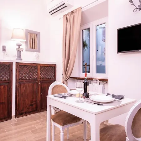 Sweet Luce Di Trastevere Apartment Rome