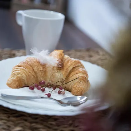 Sweet Luce Di Trastevere Apartment *