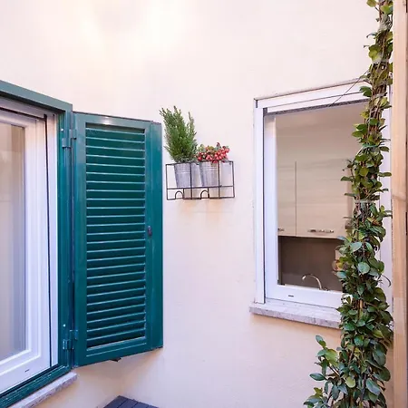 Sweet Luce Di Trastevere Apartment Rome
