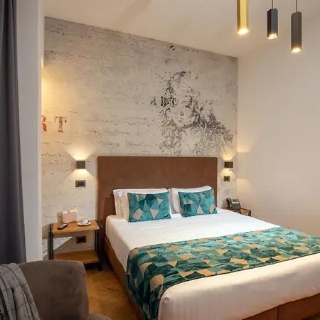 Navona Essence Otel 3*
