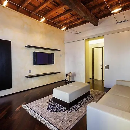 - Campo De' Fiori Apartment Rome