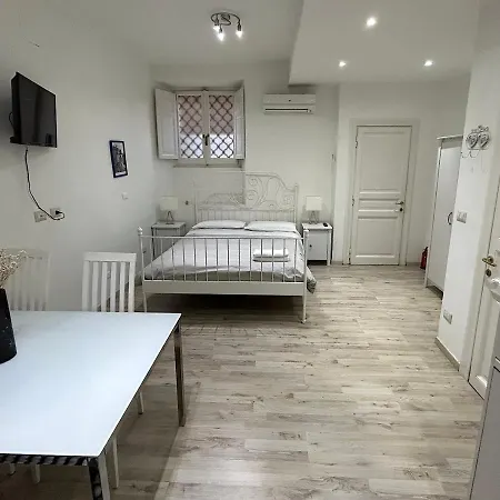 Urbe - Delizioso Quartiere Coppede * Roma