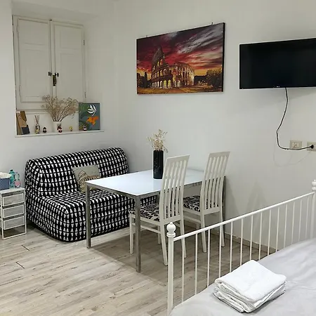 Urbe - Delizioso Quartiere Coppede * Roma