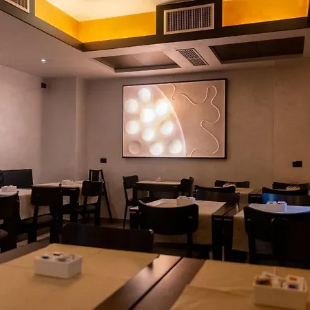 Re Di Otel Roma