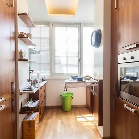 Apartment Vatican Ideal For Family/couple, A/c, Jacuzzi Rome