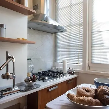 Apartment Vatican Ideal For Family/couple, A/c, Jacuzzi Rome