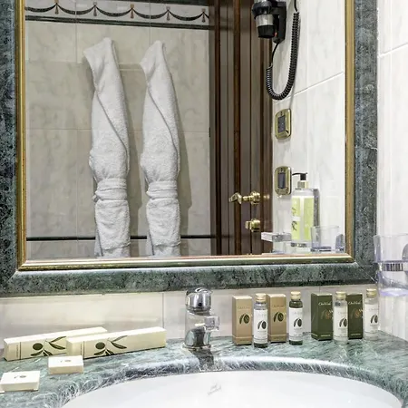 Grand Gianicolo Hotel 4*
