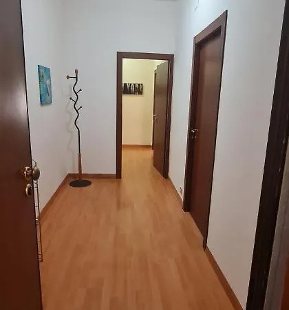 Apartamento 800mt Dalla Metro Roma