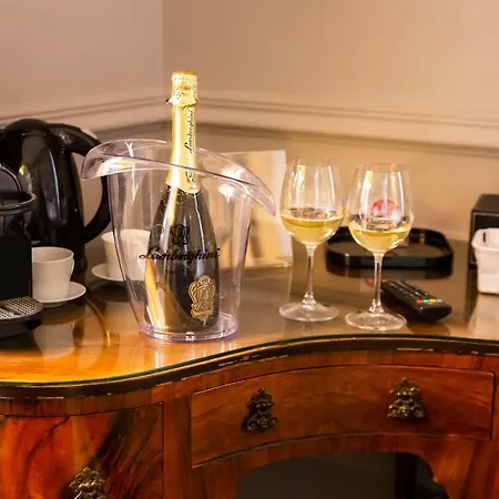Relais San Lorenzo In Lucina Roma