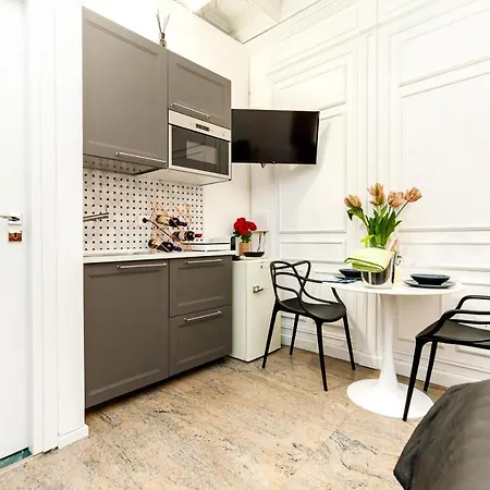 Apartment Navona Artist 8 *