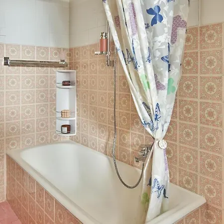 Apartment Old Fashion Pigneto - Luxurious Terrace & Comfort! Rome