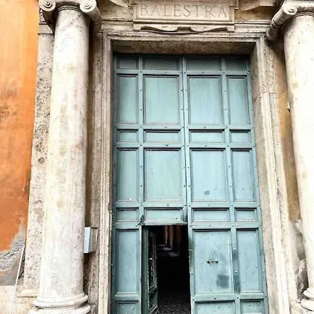Aphrodite Piazza Venezia Casa vacanze *