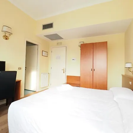 Hotel Laura 3*