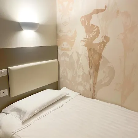 Flower Garden Otel 3*