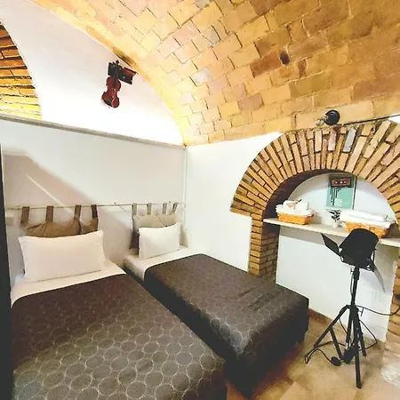 Apartment Trastevere In Music