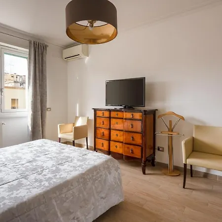 Ancient Roman Style - 7th Floor - Exclusive Apt * Rome