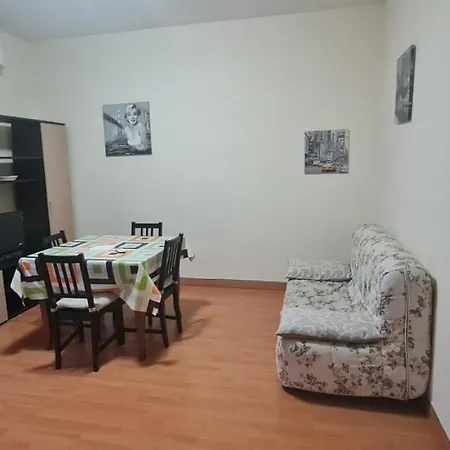 Apartamento 800mt Dalla Metro Roma