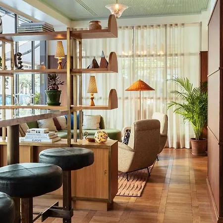 Beverly Hills Hotel 4*