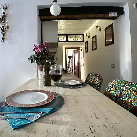 Apartment Lovely In Via Della Scala, Trastevere