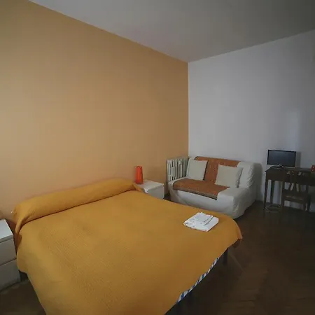 Guest house Affittacamere Eur Arcobaleno Rome