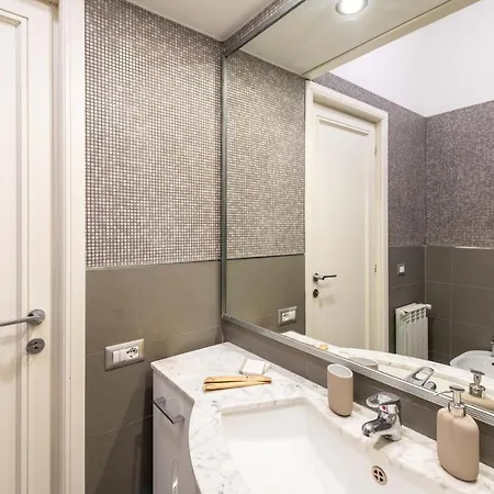 Elical Luxury Apartment *