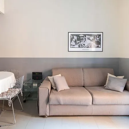 Elical Luxury Apartment