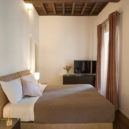 Palazzetto De Lante Pinta Apartment Rome
