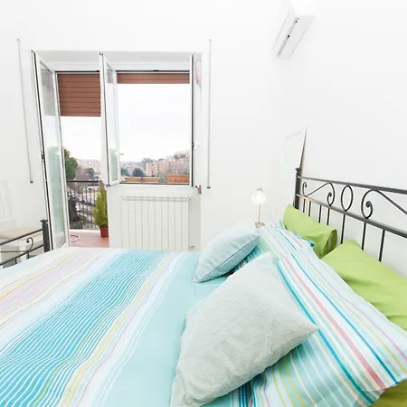 Adry Bed & Breakfast *