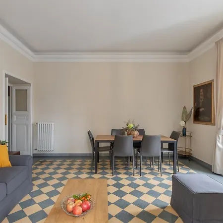 Apartment Iflat Vatican Elegant