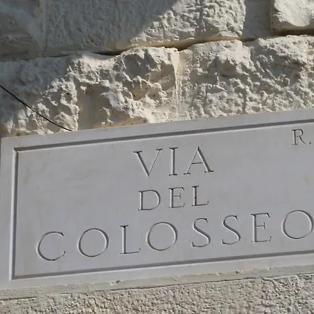 Colosseo Homerents 2 Apartment Rome