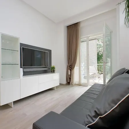Domus Aventino * Roma