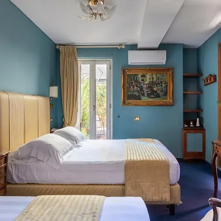 Scalinata Di Spagna 3* Řím