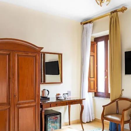 Otel Piazza Di Spagna