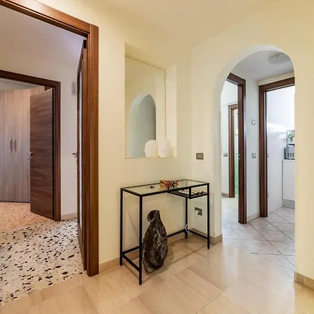 Apartment Santa Croce & Mm San Giovanni *
