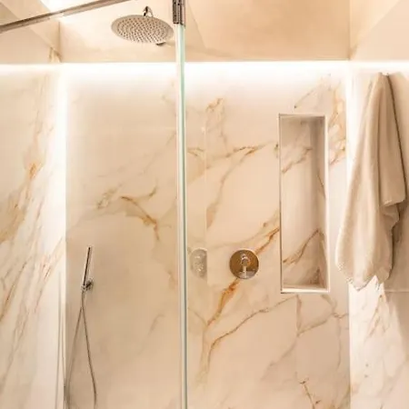 Frattina Elegance Apartment *